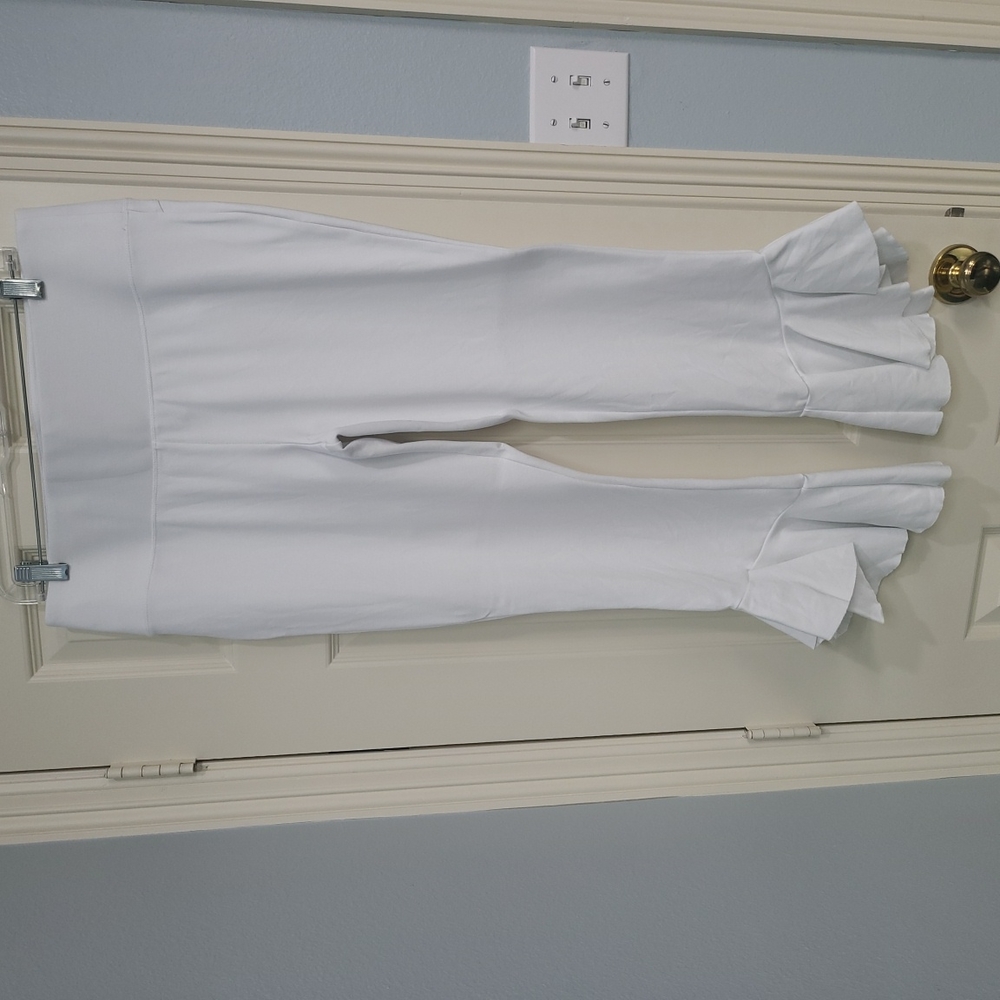 Slim Factor White Flare Leggings Size Large
